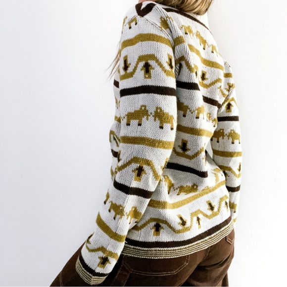 Vintage Elephant Knit Sweater 1990s • No Brand • Size M/L - Picture 3 of 10